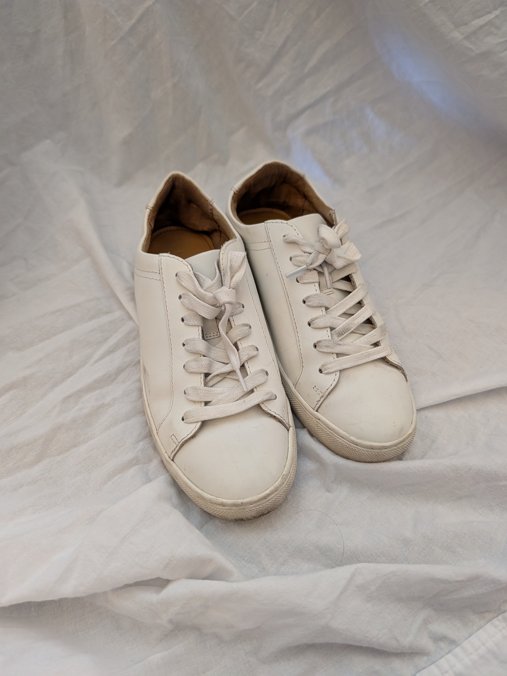 Banana Republic White Leather Low-Top Sneakers